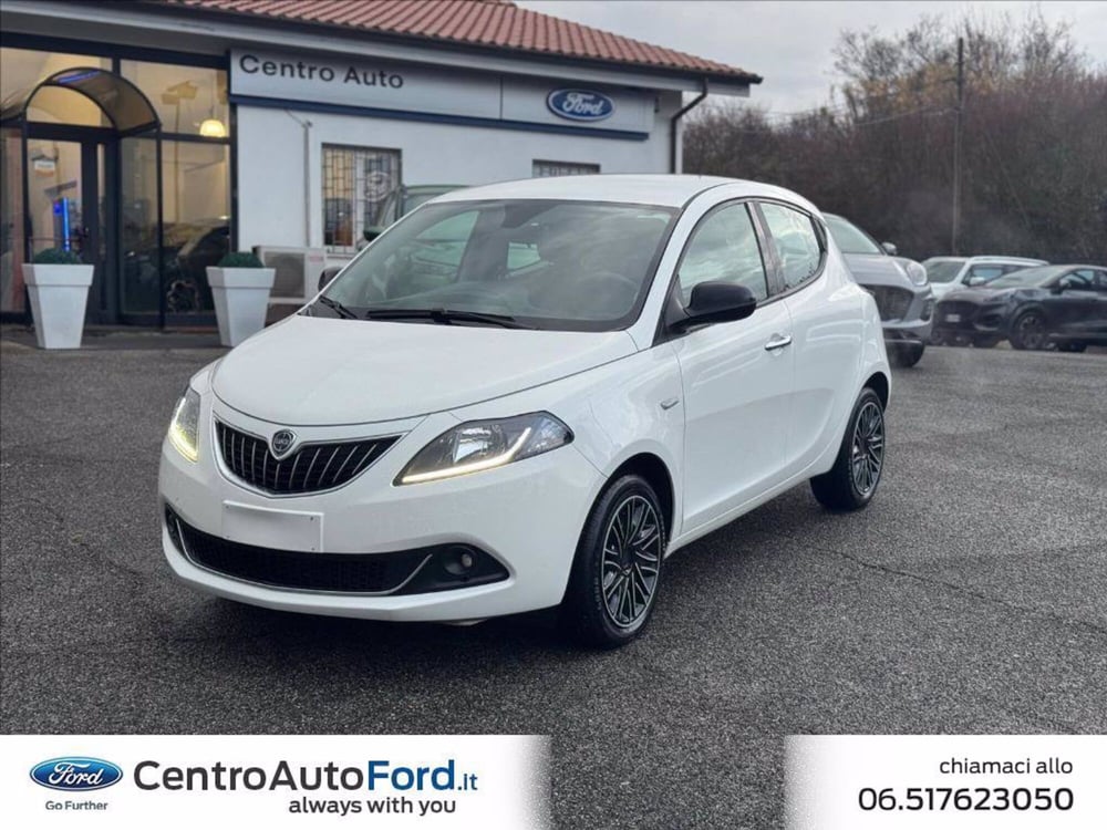 Lancia Ypsilon usata a Roma (2)