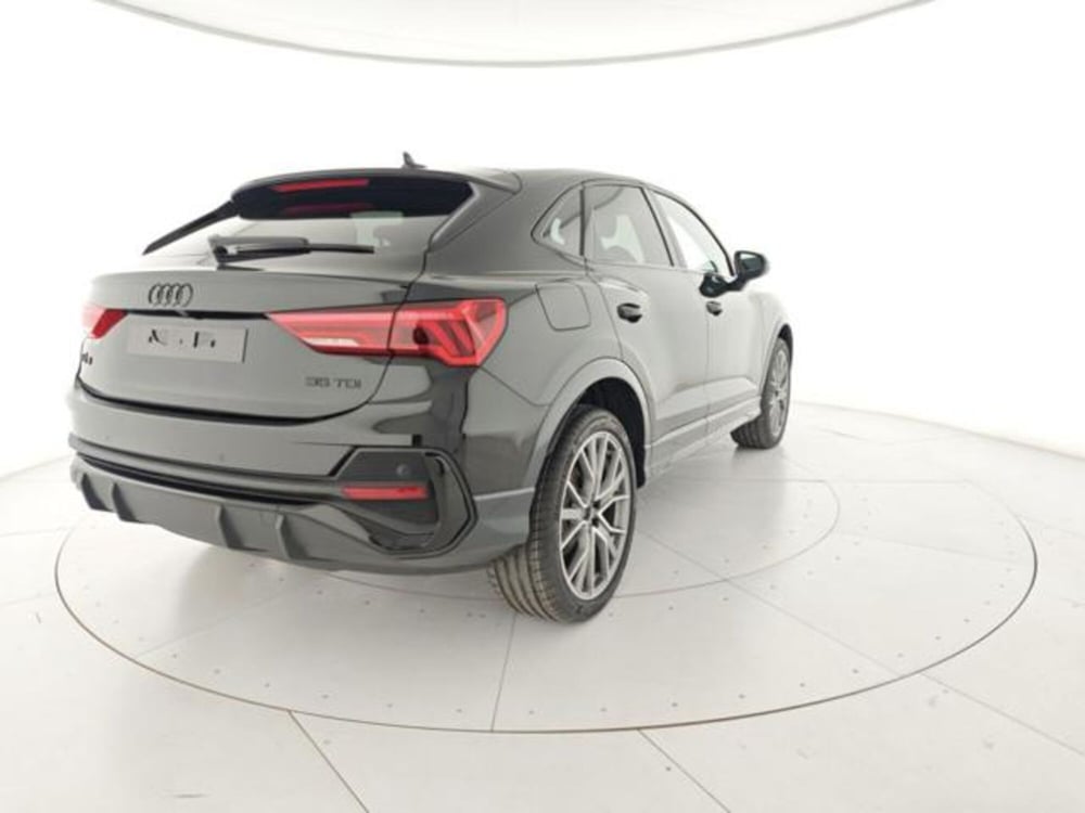 Audi Q3 Sportback nuova a Vicenza (3)