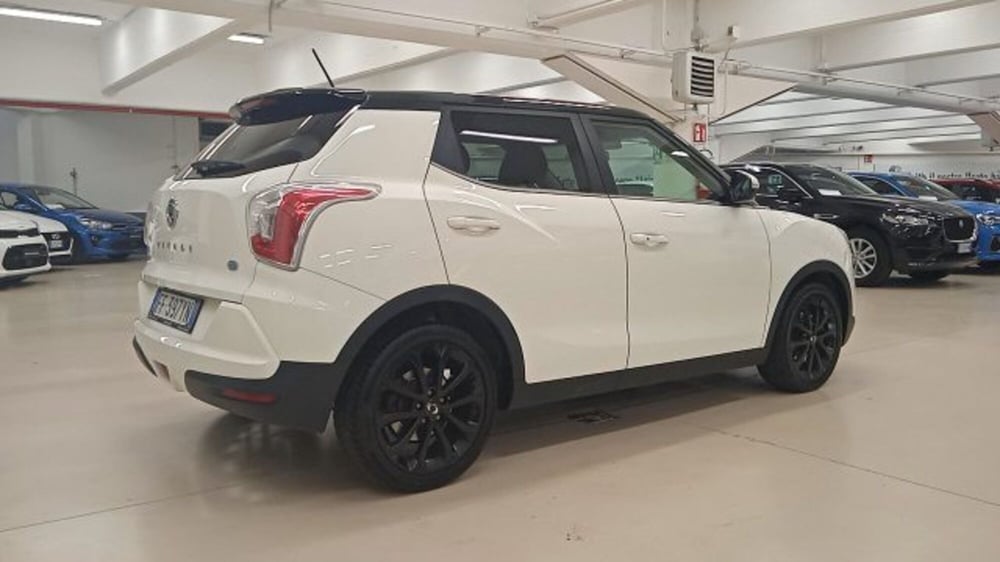 Ssangyong Tivoli usata a Torino (5)