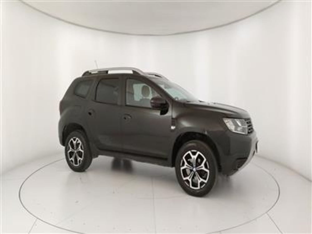 Dacia Duster usata a Bari (10)