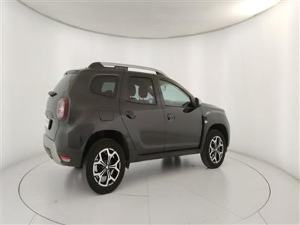 Dacia Duster usata a Bari (8)