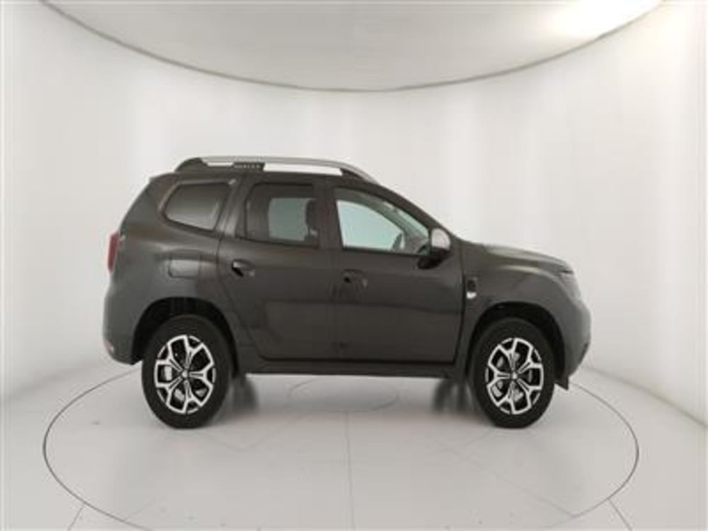 Dacia Duster usata a Bari (9)