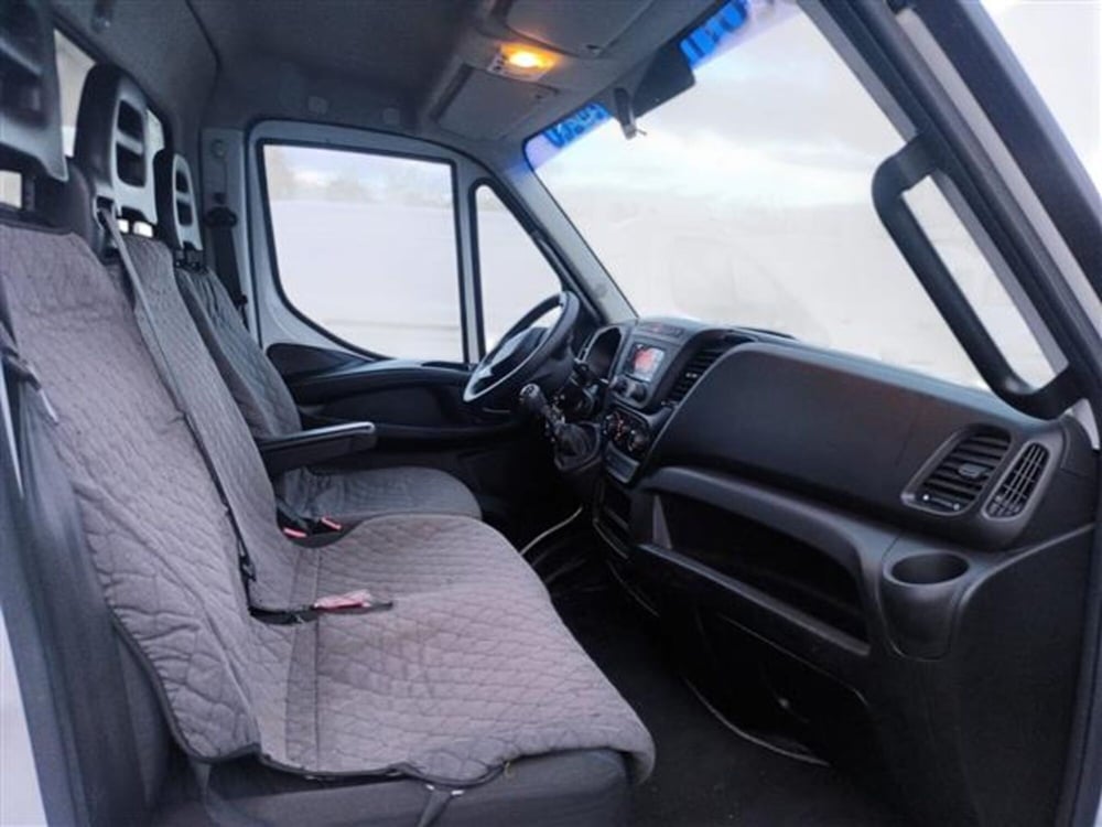 Iveco Daily Cabinato usata a Livorno (10)