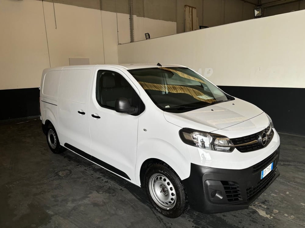 Opel Vivaro Furgone usata a Milano (3)