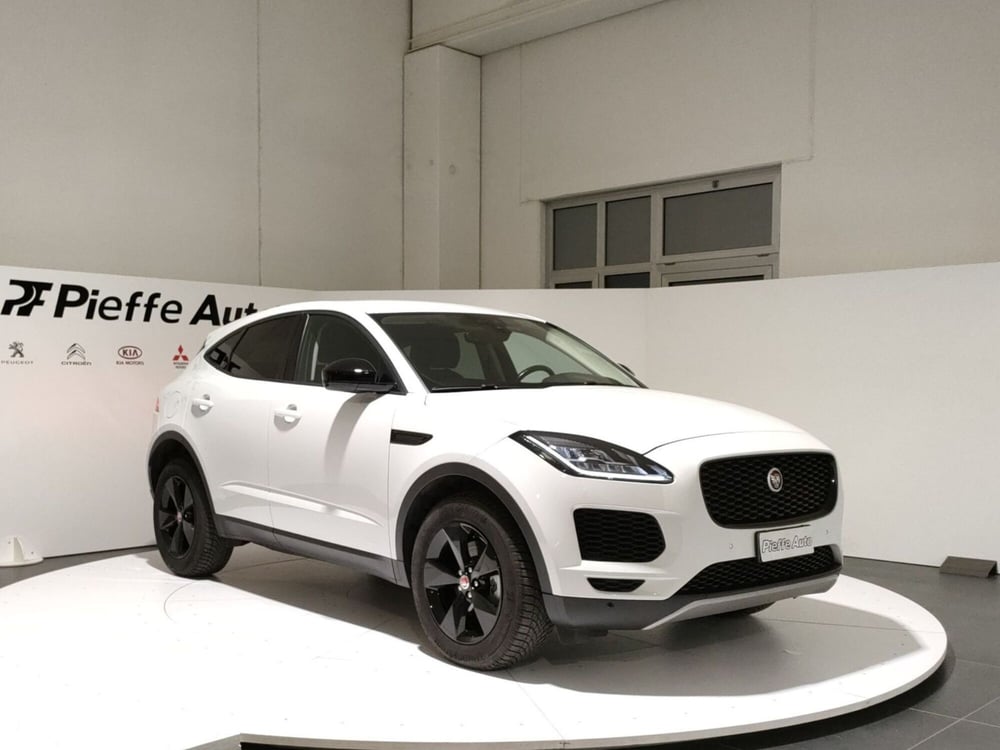 Jaguar E-Pace usata a L'Aquila (6)