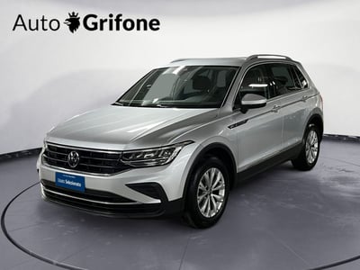 Volkswagen Tiguan 2.0 TDI 150 CV SCR DSG Life del 2023 usata a Modena