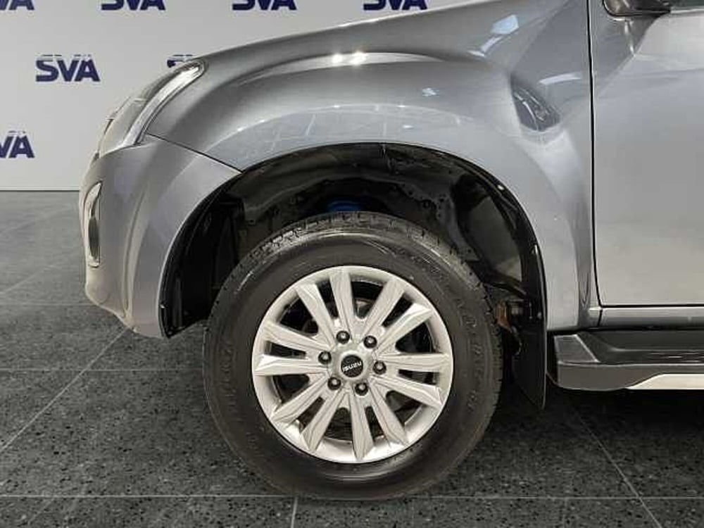 Isuzu D-Max Pick-up usata a Ravenna (8)