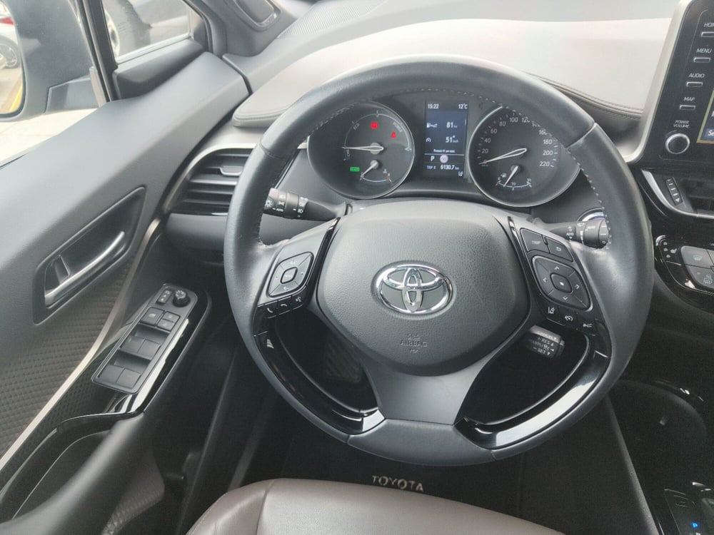 Toyota Toyota C-HR usata a Reggio Calabria (16)