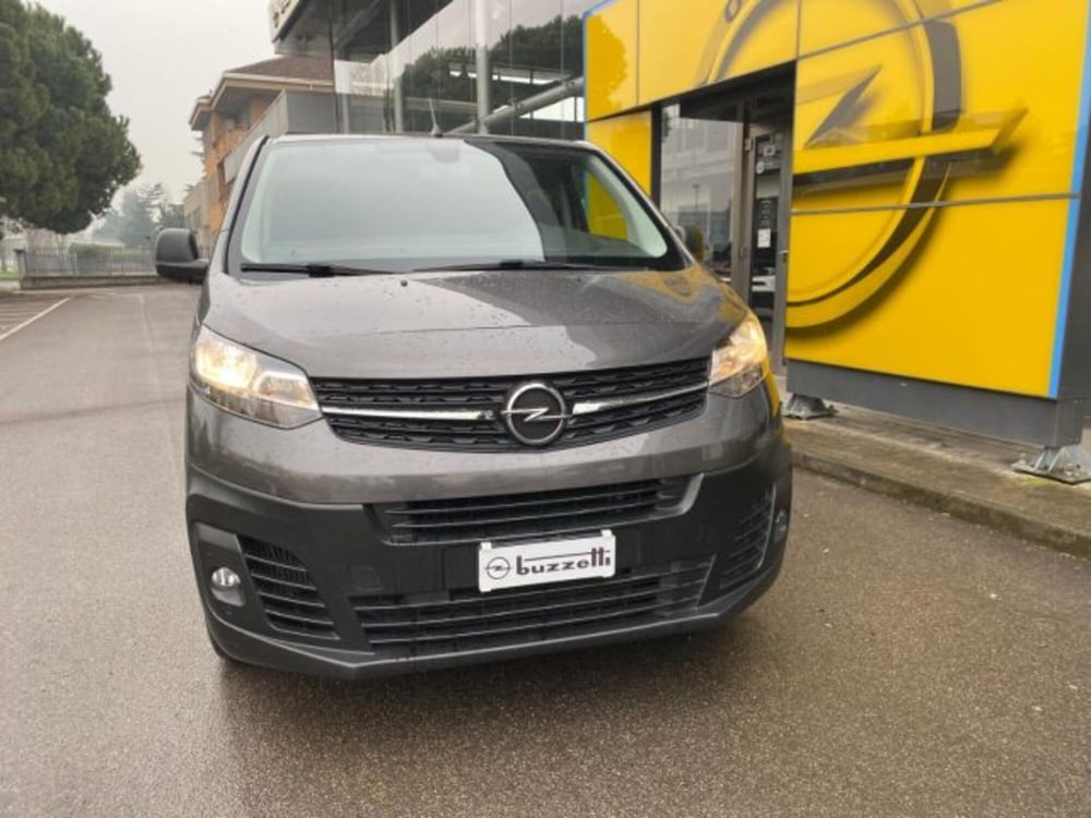 Opel Vivaro Furgone usata a Milano (7)