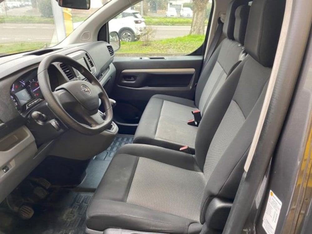 Opel Vivaro Furgone usata a Milano (8)