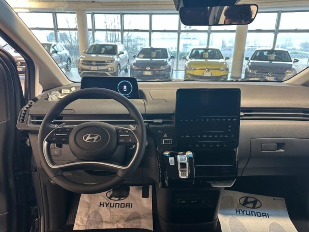 Hyundai Staria nuova a Cuneo (10)