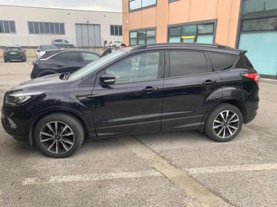 Ford Kuga 1.5 EcoBoost 120 CV S&amp;S 2WD ST-Line  del 2019 usata a Pesaro