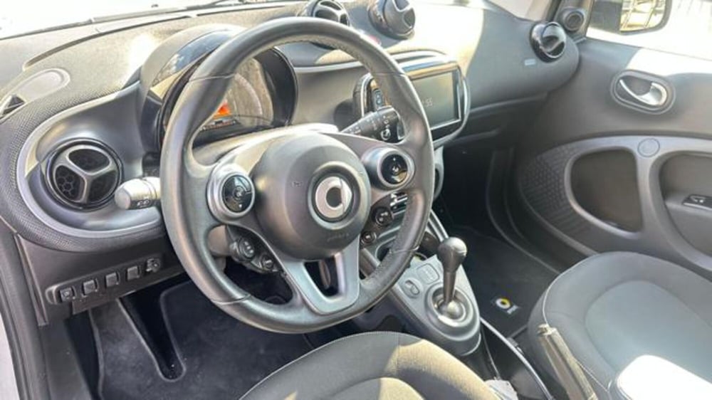 smart Fortwo usata a Napoli (10)