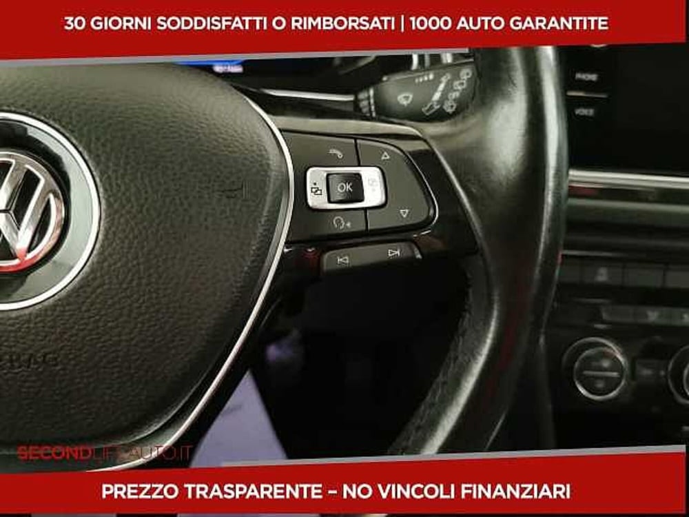 Volkswagen T-Roc usata a Chieti (17)