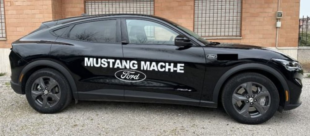 Ford Mustang Mach-E usata a Roma (4)