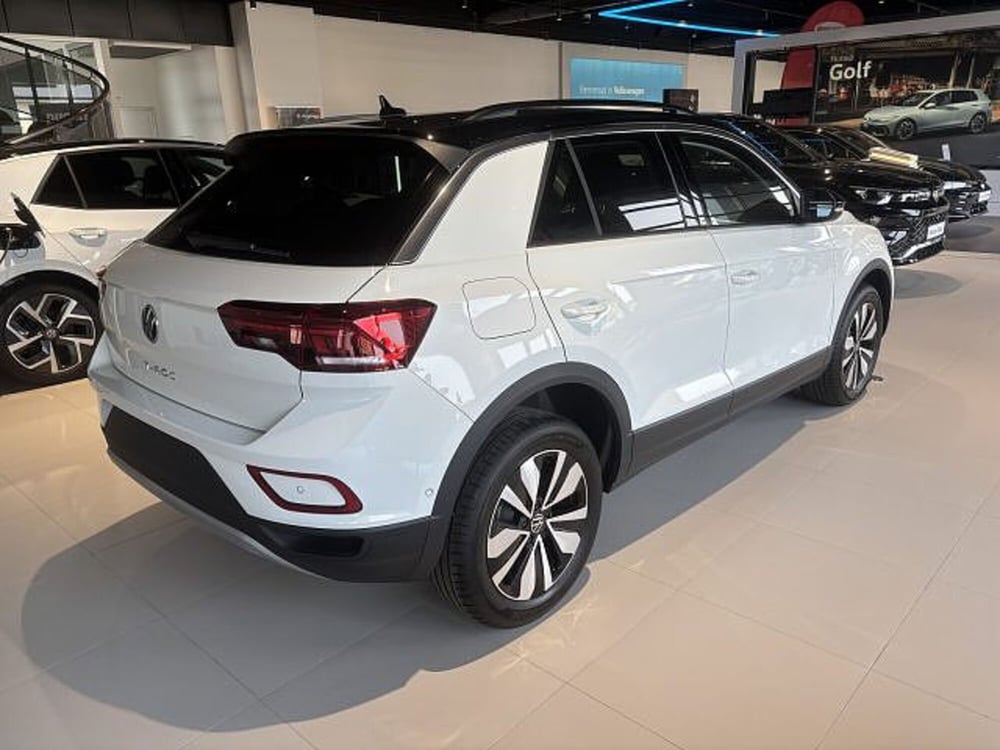 Volkswagen T-Roc nuova a Vicenza (4)