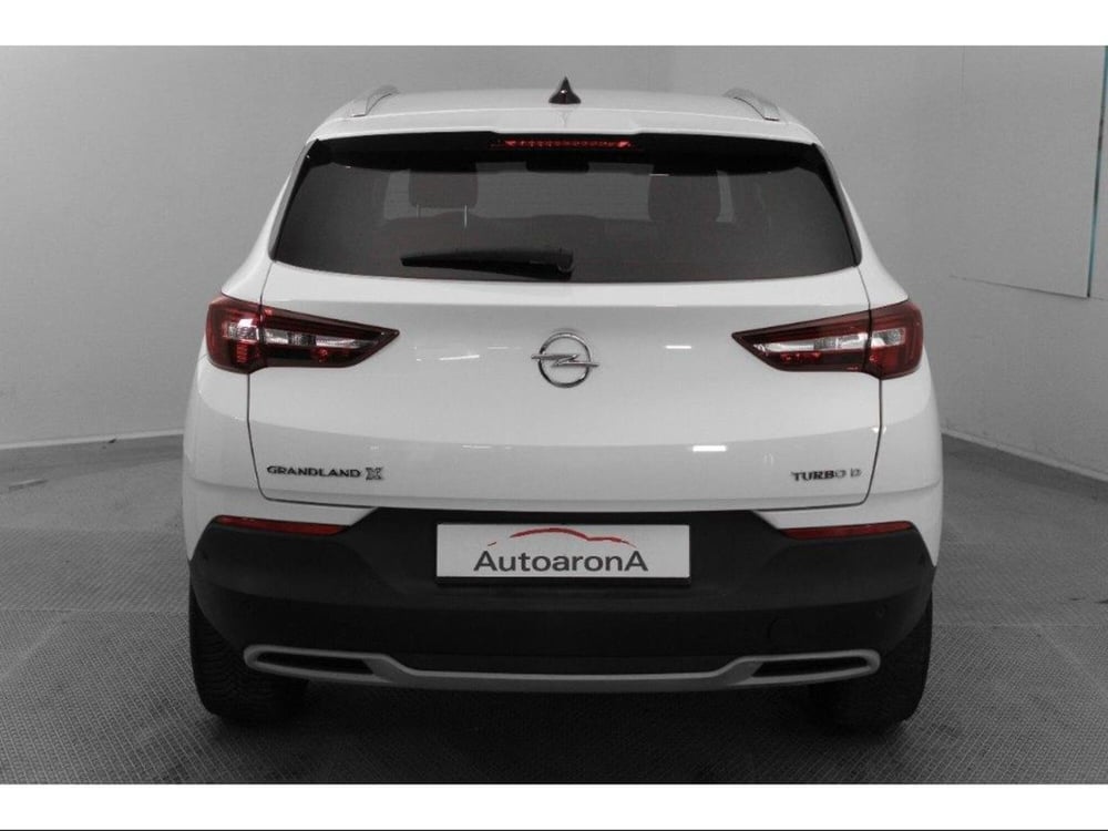 Opel Grandland X usata a Novara (5)