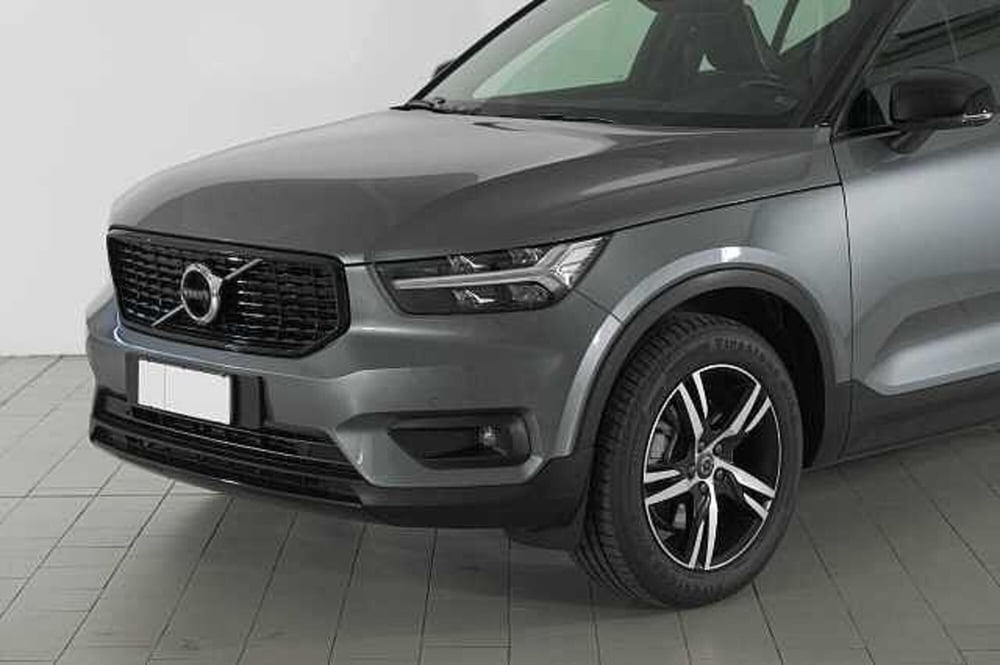 Volvo XC40 usata a Como (7)