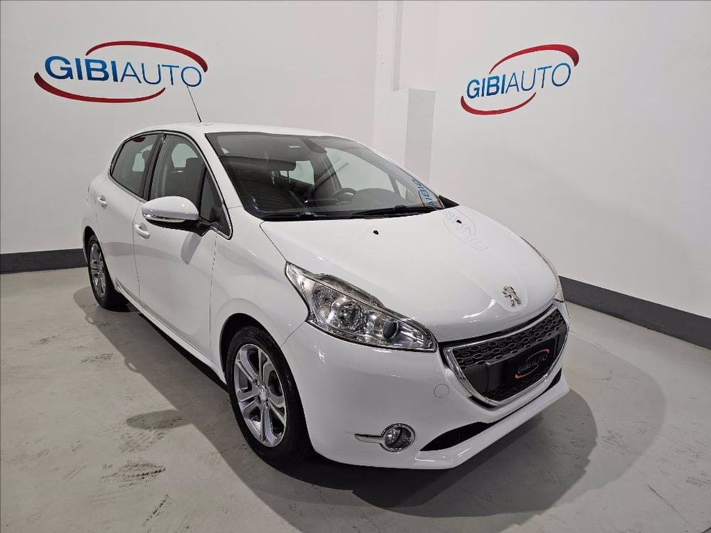 Peugeot 208 usata a Palermo