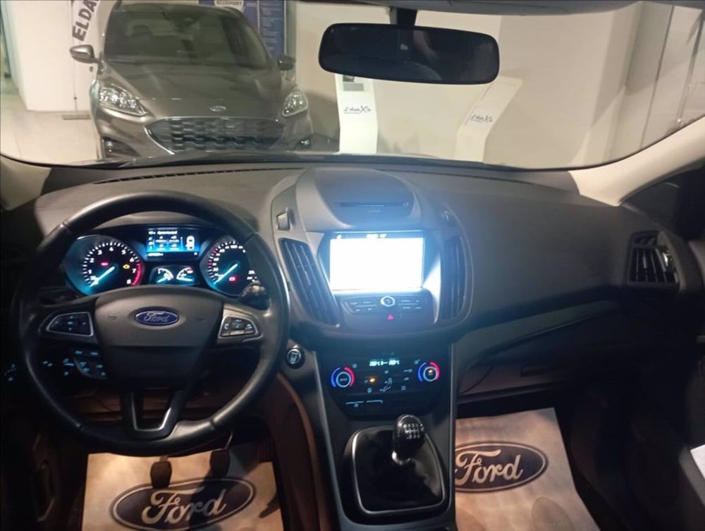 Ford Kuga usata a Milano (10)