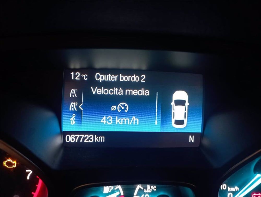 Ford Kuga usata a Milano (8)