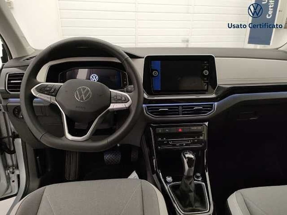 Volkswagen T-Cross nuova a Varese (15)