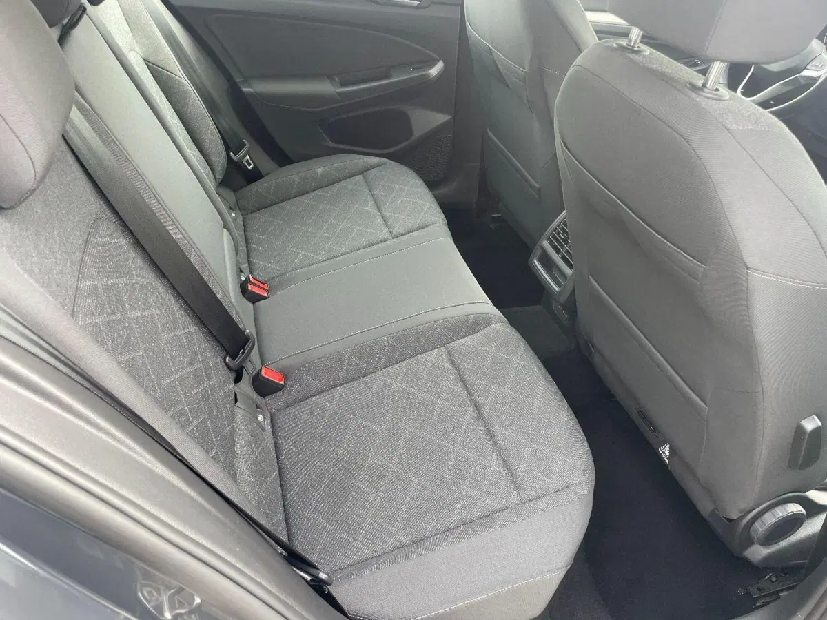 Volkswagen Golf usata a Lecce (19)