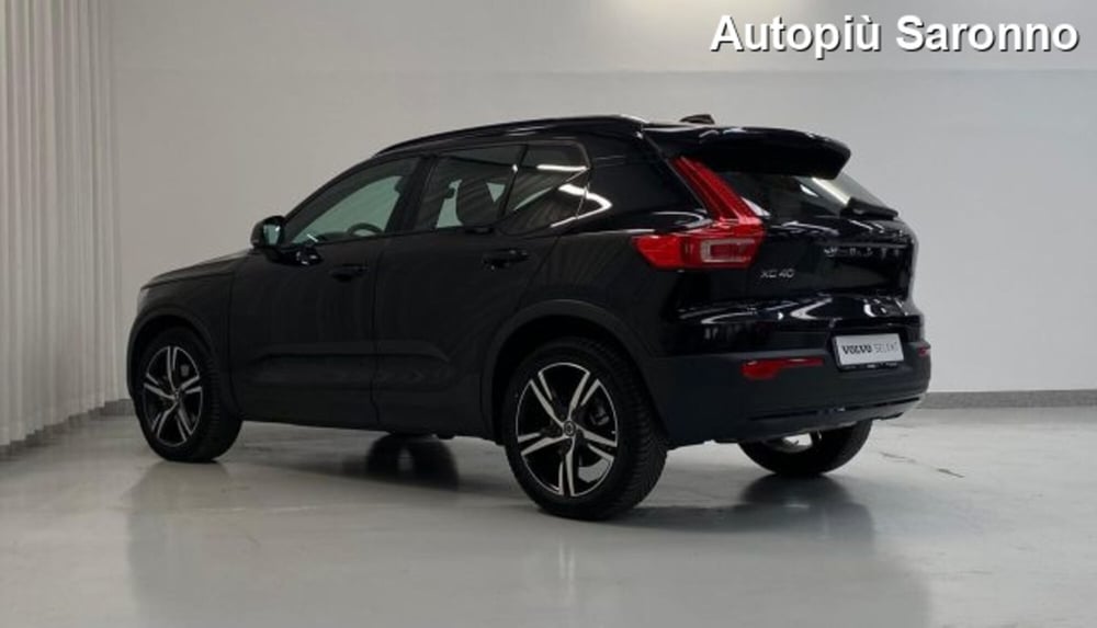 Volvo XC40 usata a Varese (7)