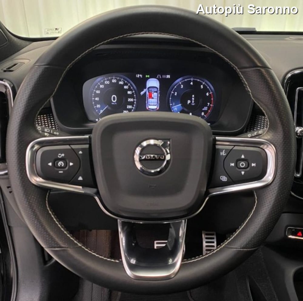 Volvo XC40 usata a Varese (9)