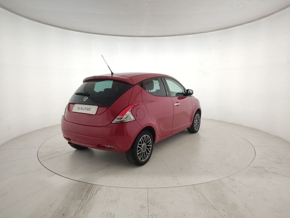 Lancia Ypsilon usata a Alessandria (4)