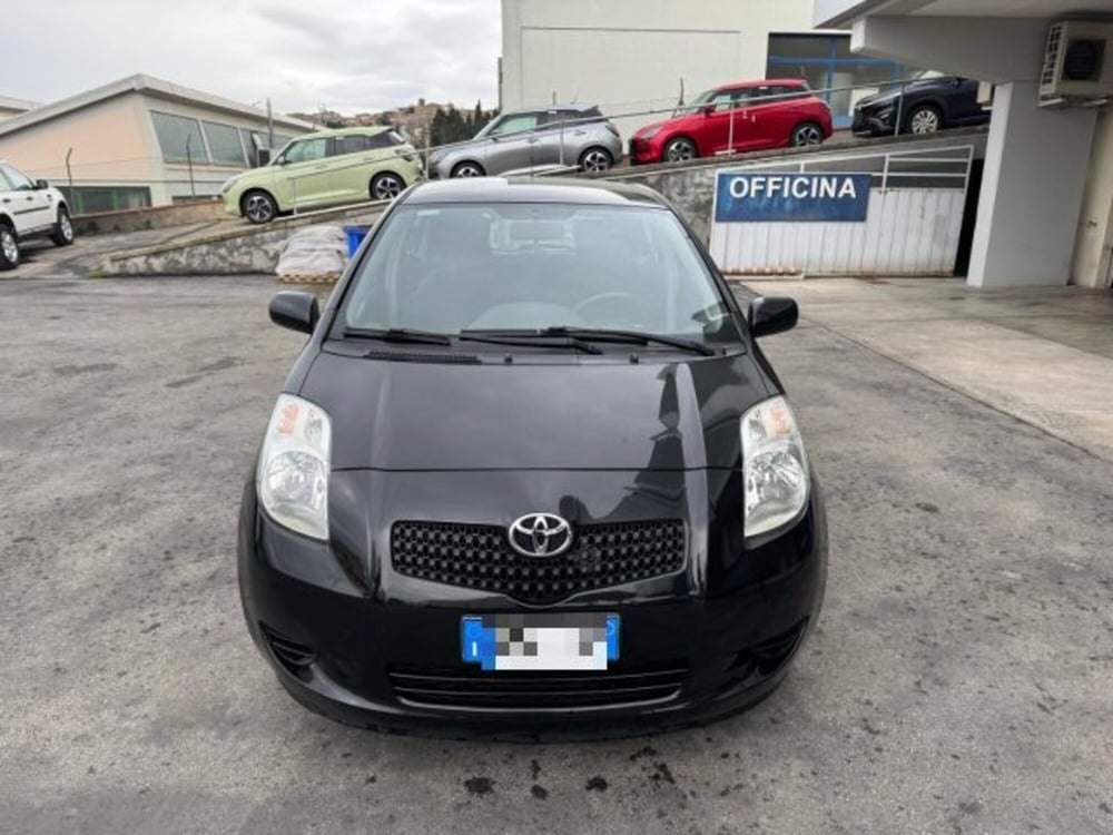 Toyota Yaris usata a Macerata (2)