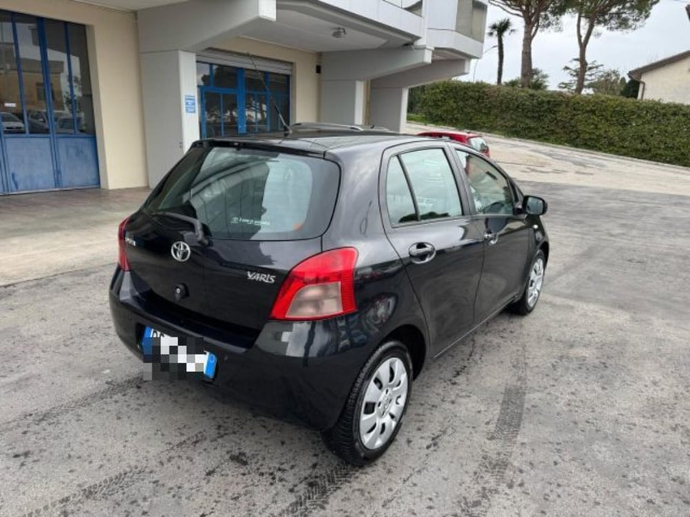 Toyota Yaris usata a Macerata (4)