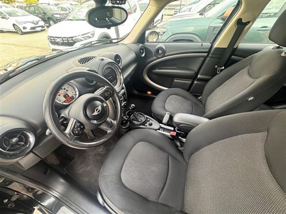 MINI Mini Countryman usata a Oristano (8)