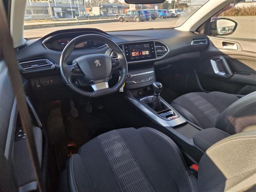 Peugeot 308 SW usata a Pavia (6)