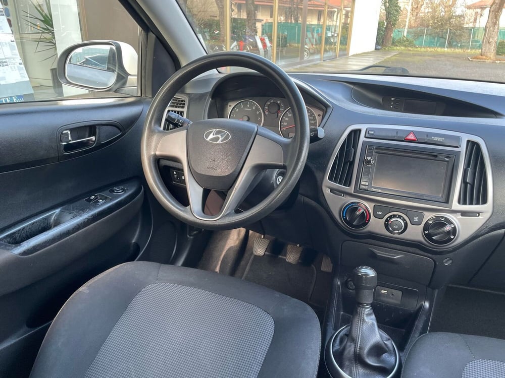 Hyundai i20 usata a Vercelli (10)