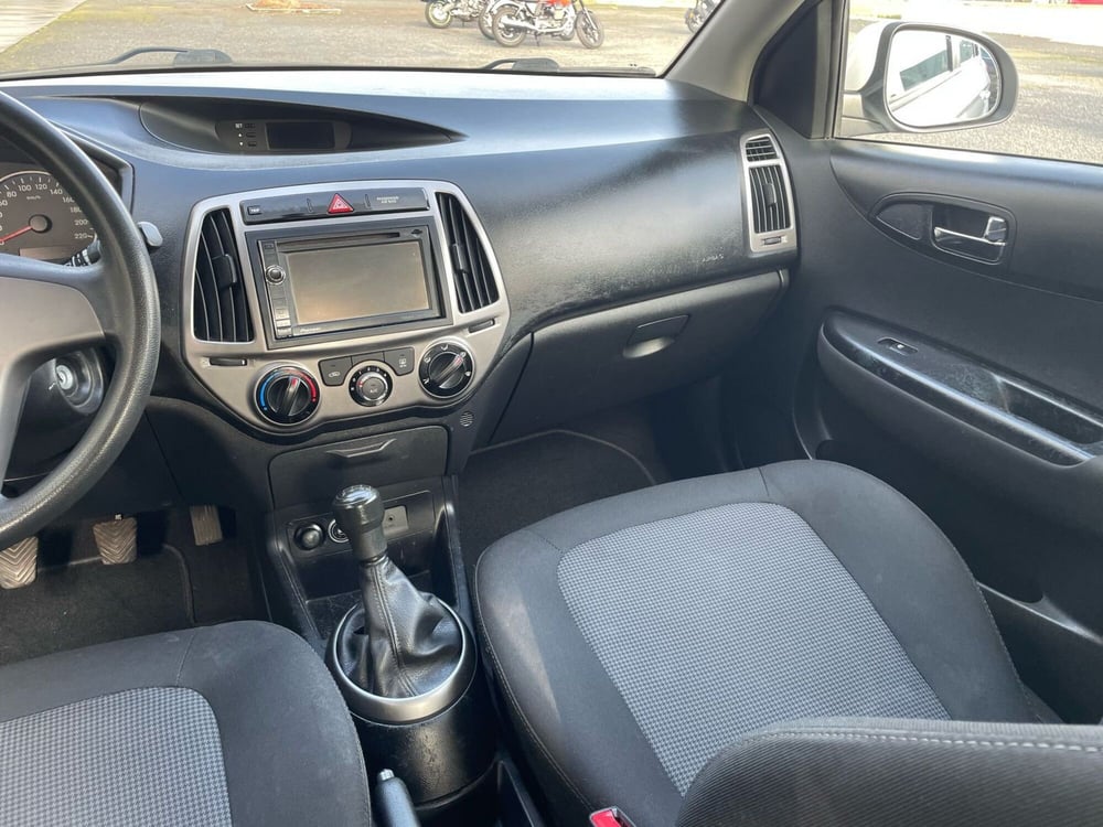 Hyundai i20 usata a Vercelli (11)