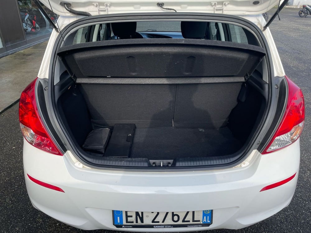 Hyundai i20 usata a Vercelli (19)