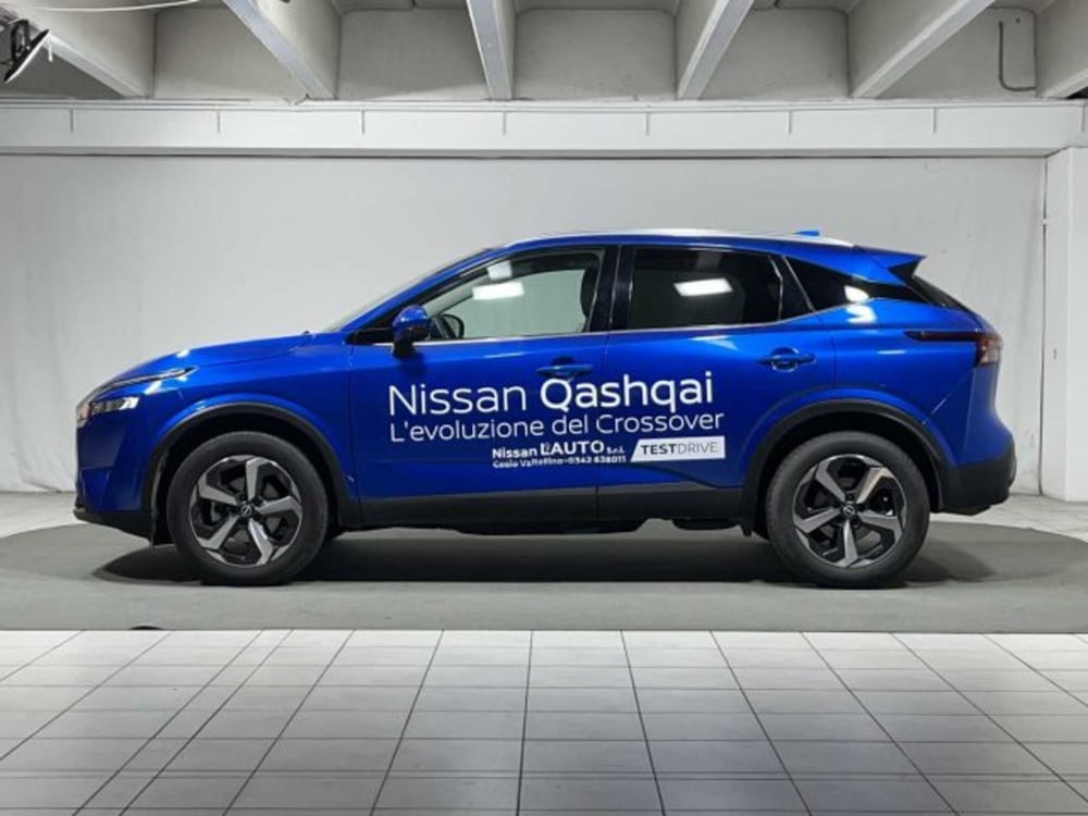 Nissan Qashqai usata a Sondrio (2)