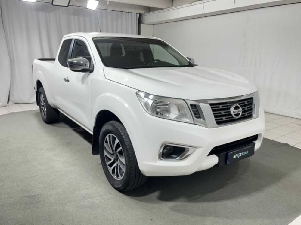 Nissan Navara usata a Sondrio (7)