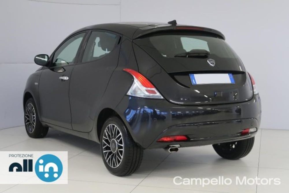 Lancia Ypsilon usata a Venezia (3)