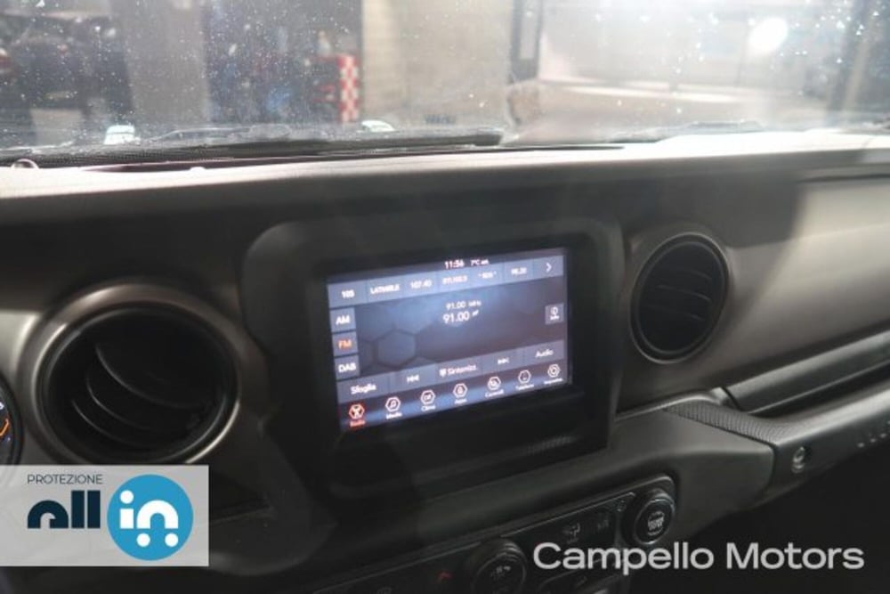 Jeep Wrangler Unlimited usata a Venezia (10)