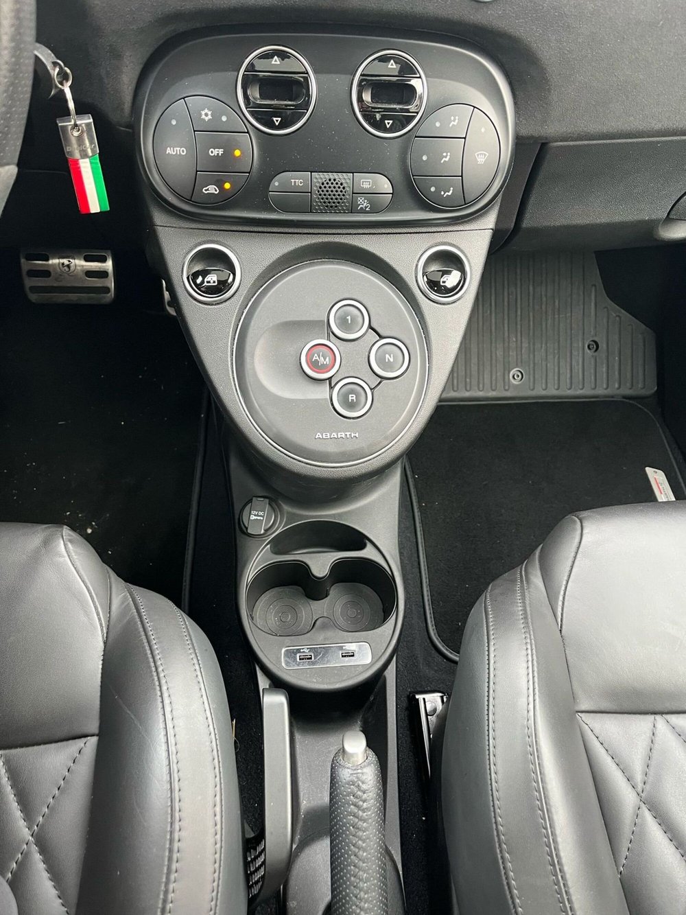 Abarth 695 usata a Milano (19)