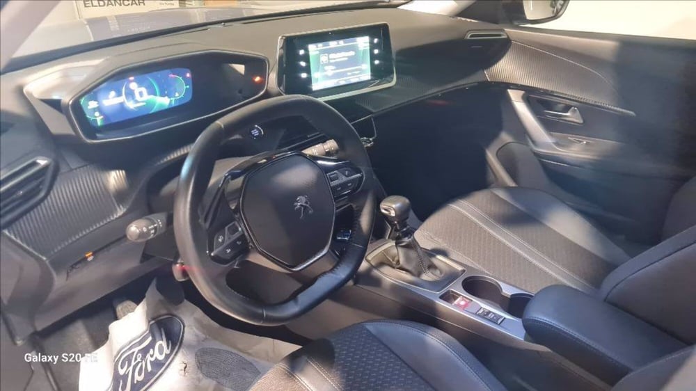 Peugeot 2008 usata a Milano (6)