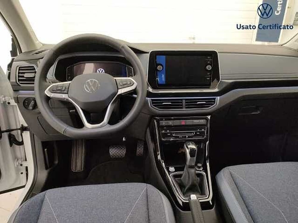 Volkswagen T-Cross nuova a Varese (15)