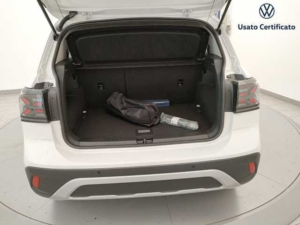 Volkswagen T-Cross nuova a Varese (9)