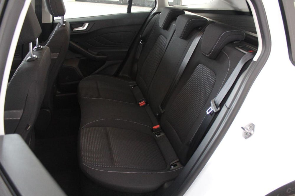 Ford Focus Station Wagon usata a Potenza (13)