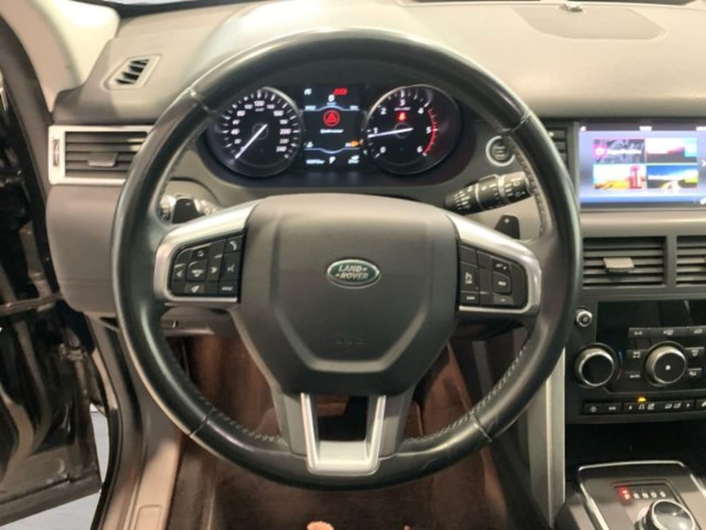 Land Rover Discovery Sport usata a Livorno (16)