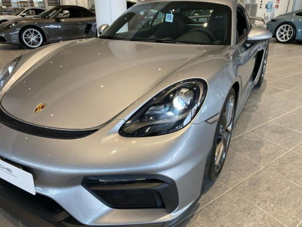 Porsche 718 Cayman  usata a Livorno (9)