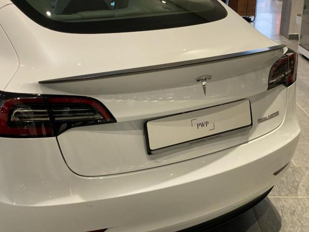 Tesla Model 3 usata a Livorno (10)