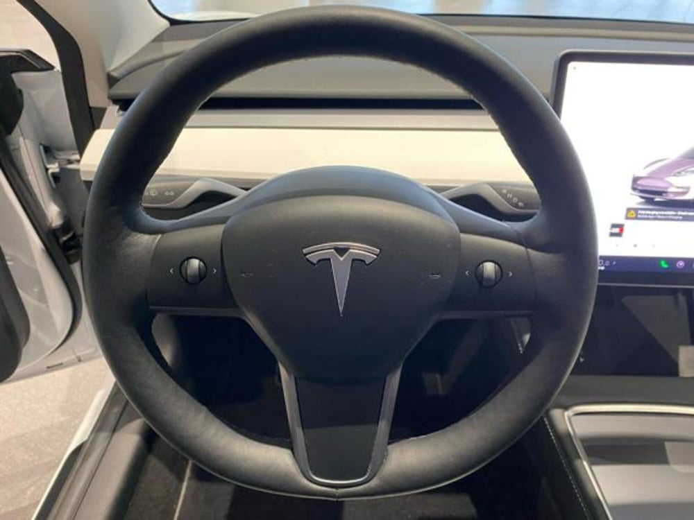 Tesla Model 3 usata a Livorno (19)